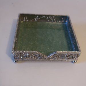 listing-status-banner